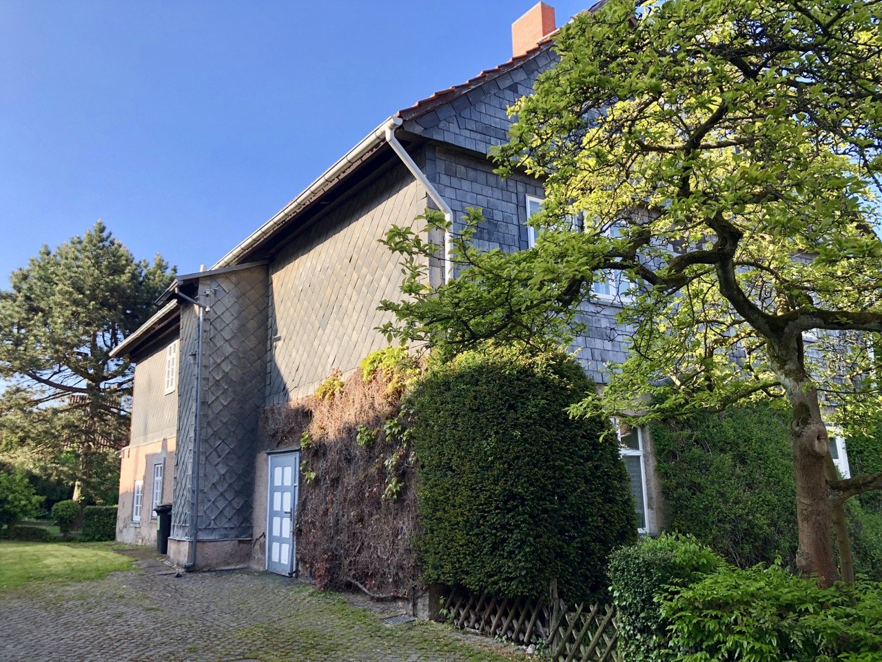 Für Handwerker: historische Hofanlage in Hardegsen nahe Göttingen für Wohnen und Gewerbe
