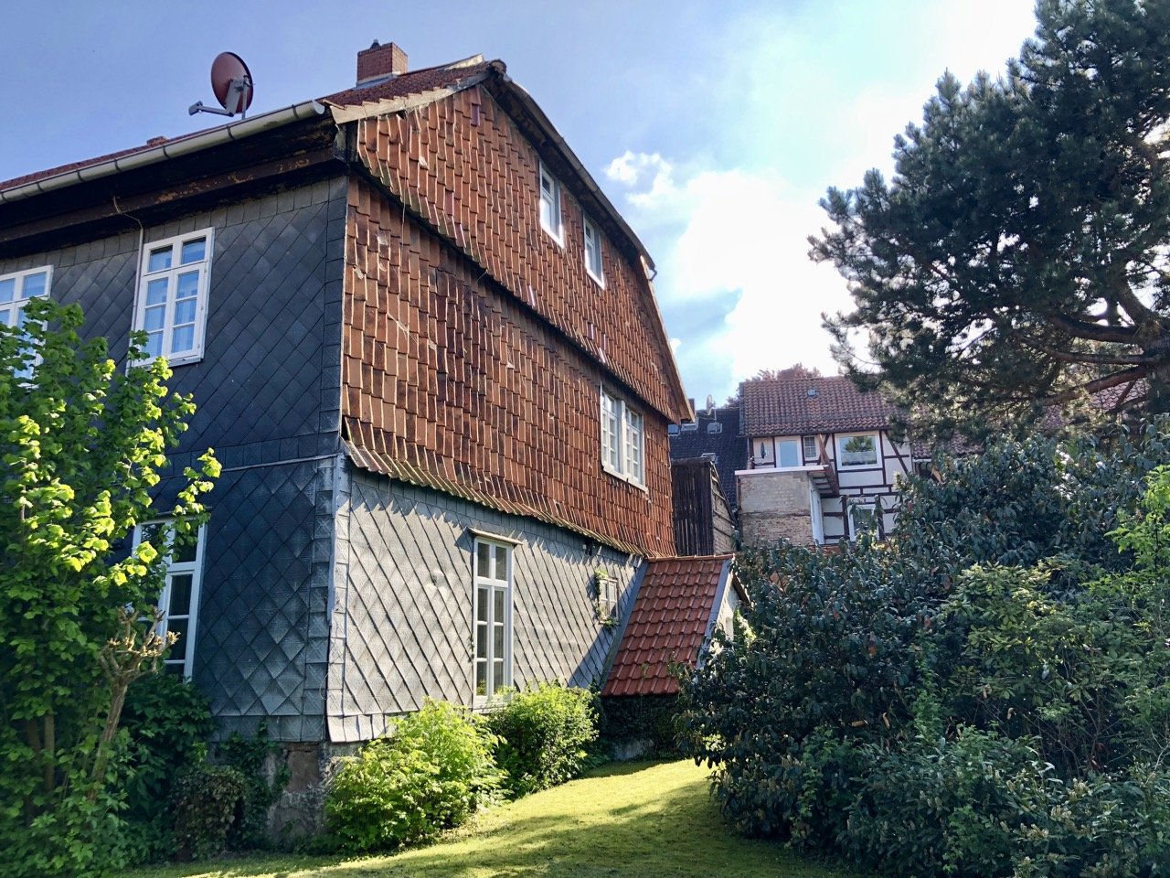 Für Handwerker: historische Hofanlage in Hardegsen nahe Göttingen für Wohnen und Gewerbe