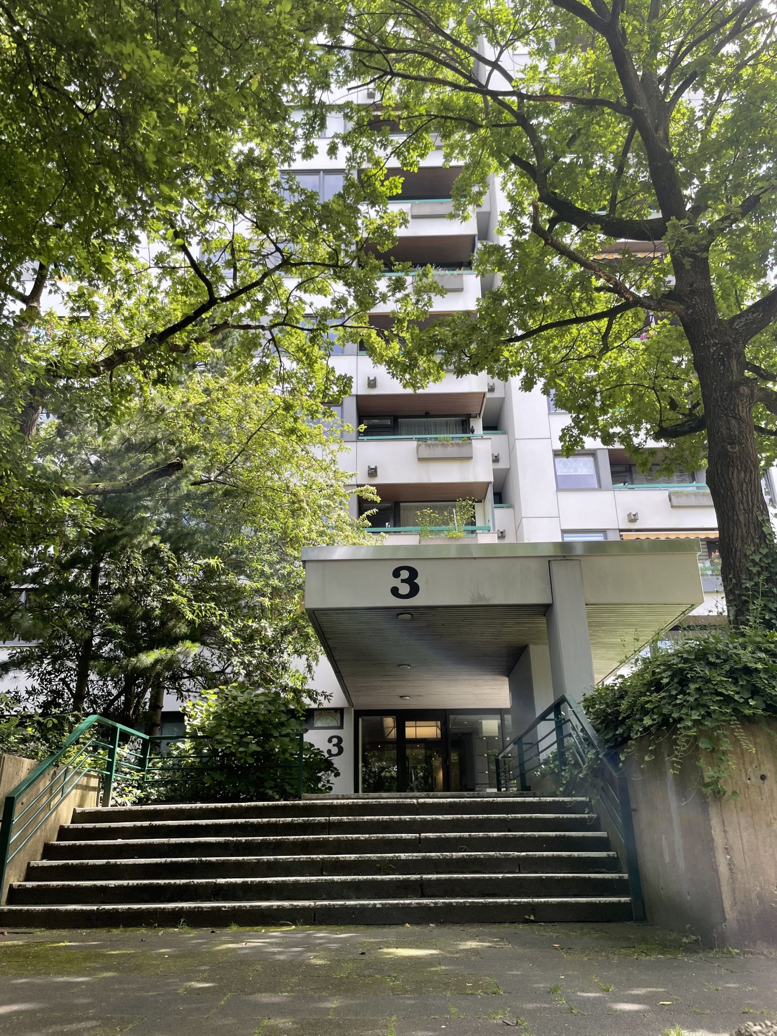 Nicht das Haus am See aber eine Wohnung am Weiher - 7 Etage mit Fernblick