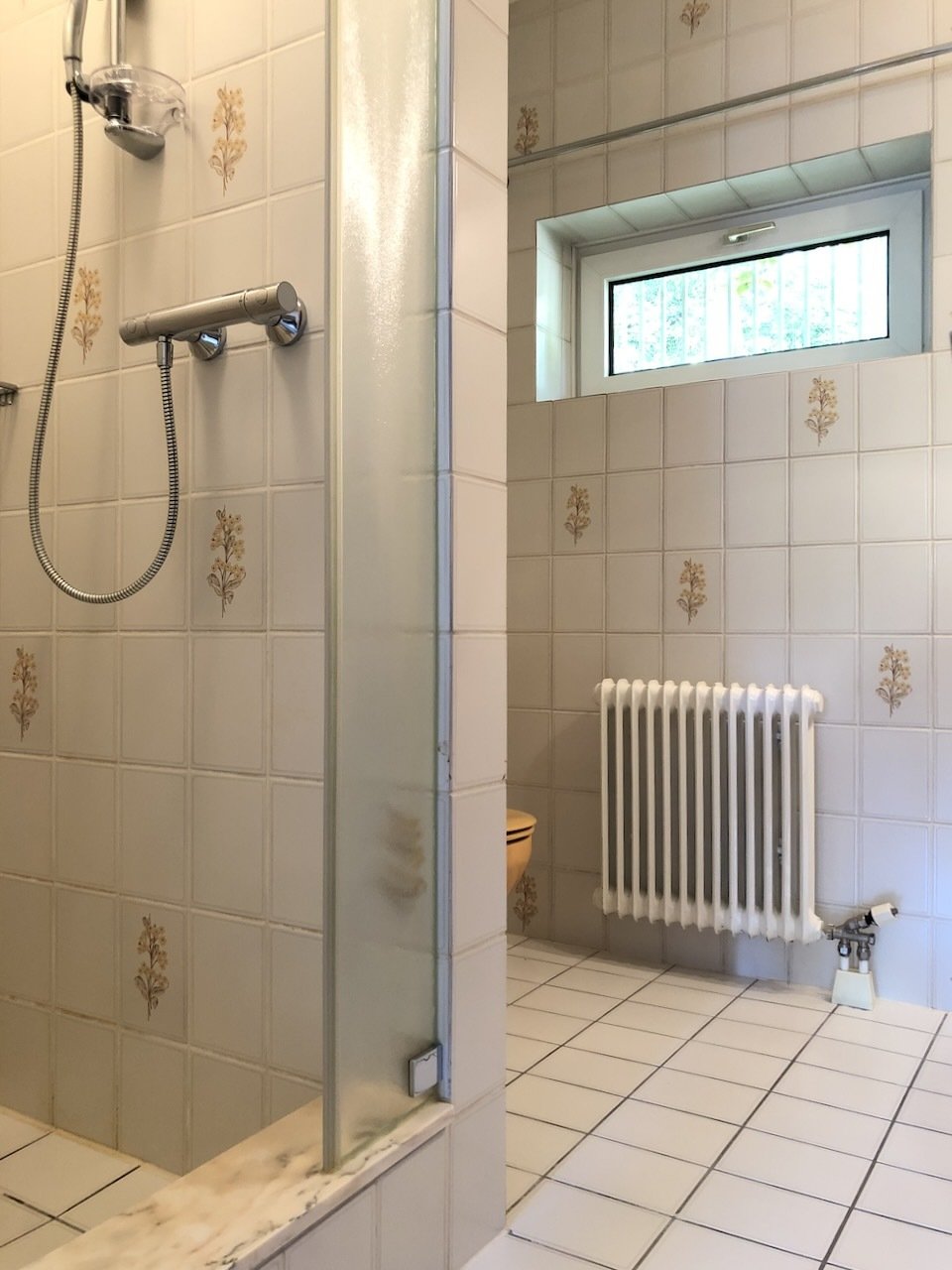 Attraktive Terrassen-Wohnung mit zwei Tiefgaragenstellplätzen in beliebter Lage