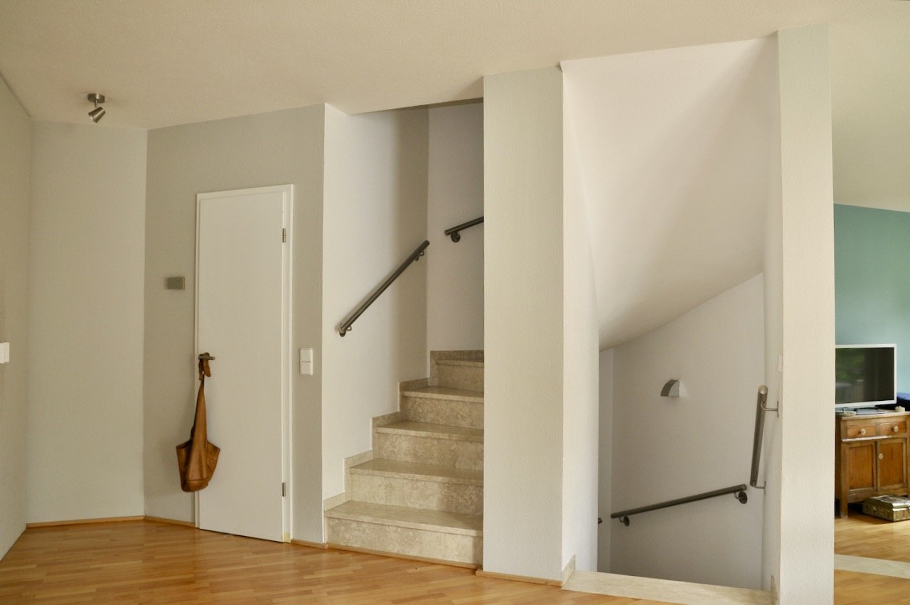 Für junge Familie: Doppelhaushälfte mit Split-Level in ruhiger Wohnlage