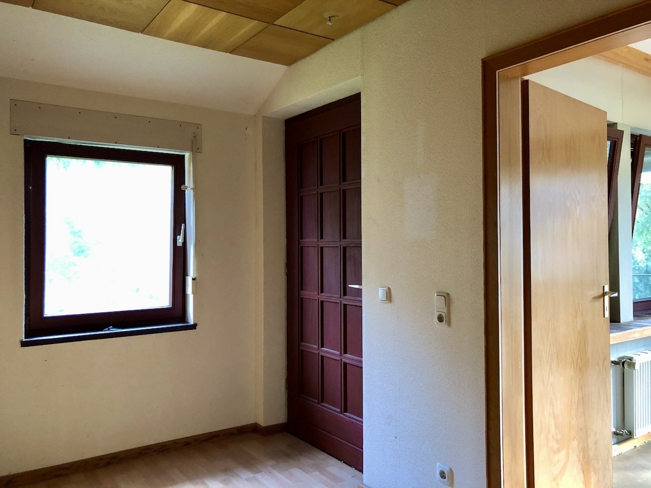 RESERVIERT | Zweifamilienhaus in Haan-Gruiten: Ruhe, Natur & Potenzial für Ihr Traumzuhause