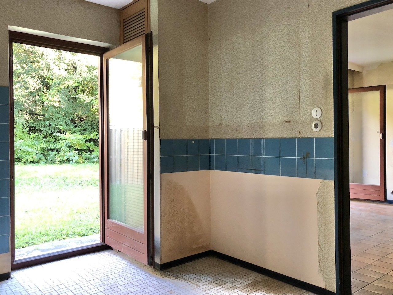 RESERVIERT | Zweifamilienhaus in Haan-Gruiten: Ruhe, Natur & Potenzial für Ihr Traumzuhause