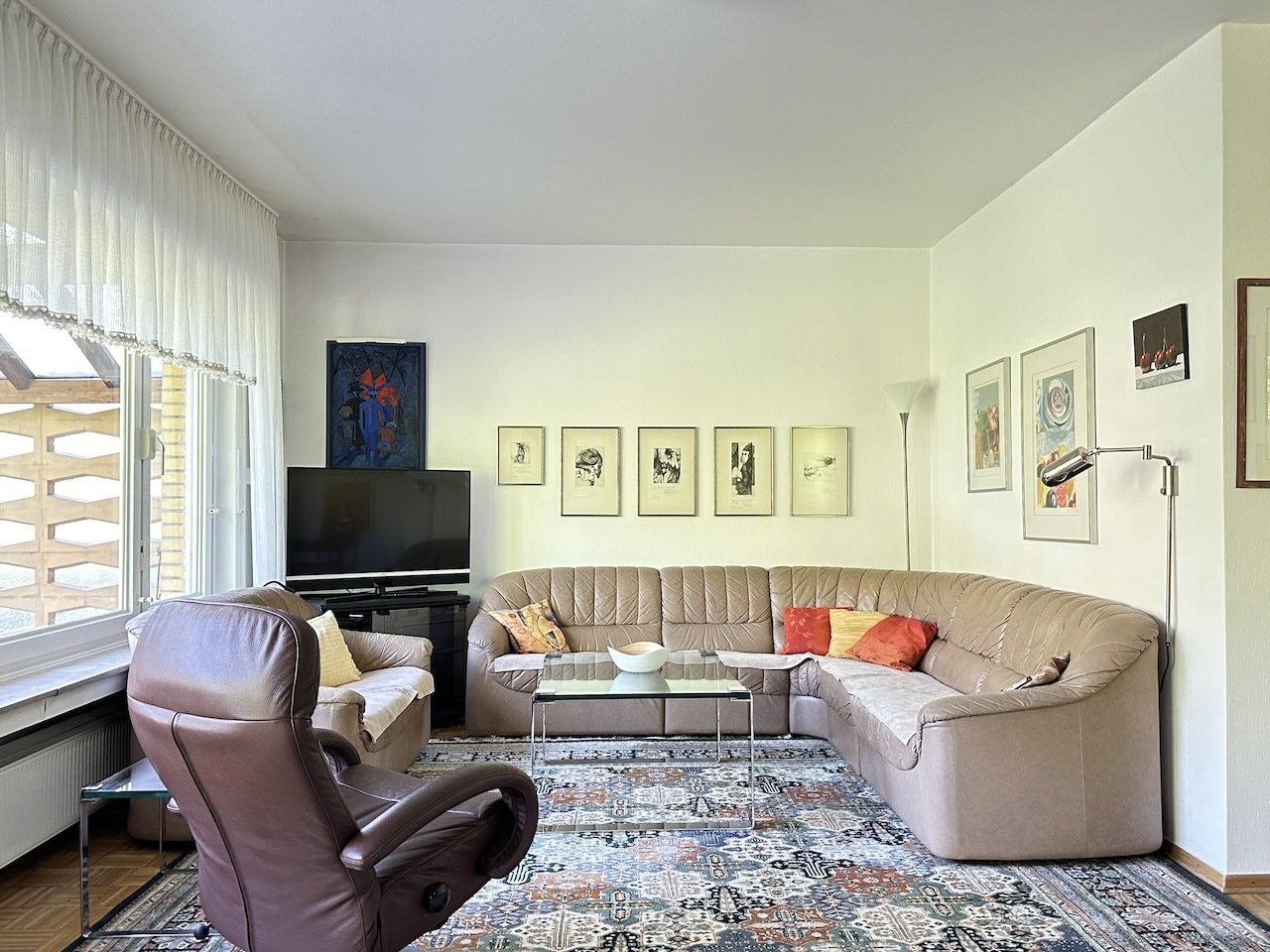 Für junge Familie: Reihenendhaus plus Neubaupotenzial auf Sonnengrundstück