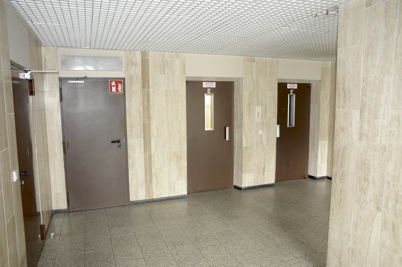 Verkauft: Apartment mit KDB, Loggia, Kelleraum und Garage