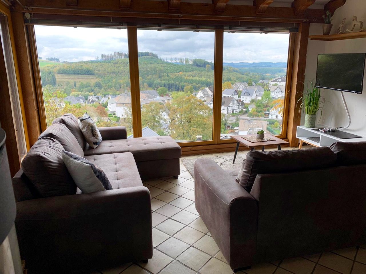 Einfamilienhaus mit zwei Fewos und einmaligem Traumblick