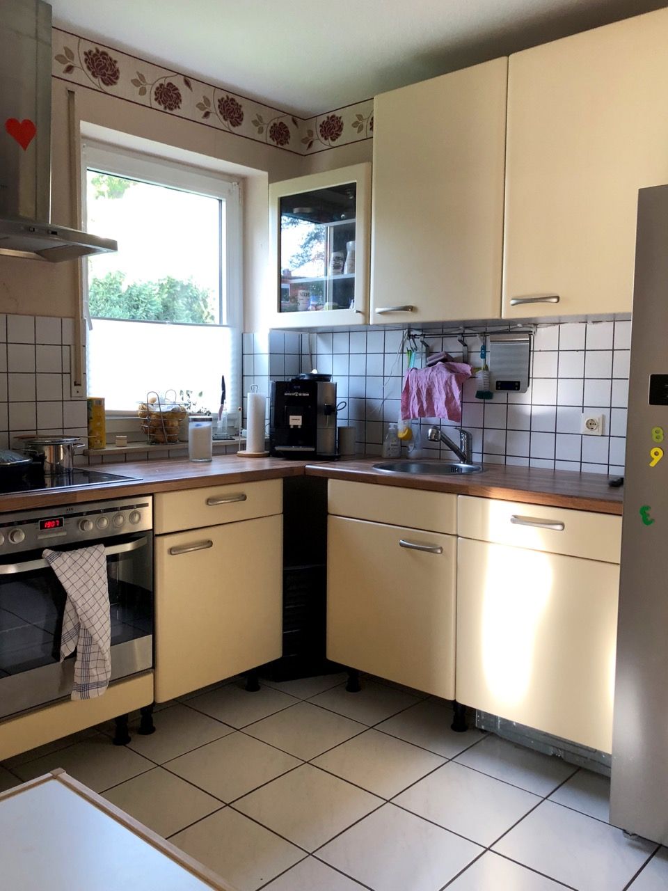 Nur 850 m bis zum Konrad-Adenauer-Platz - mit Balkon, Stellplatz, in ruhiger Sackgasse
