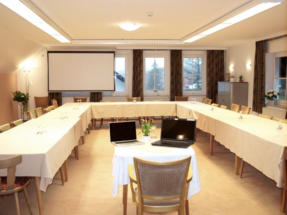 Top geführtes Gruppenhaus mit Potenzial - ideal für Familienbetrieb