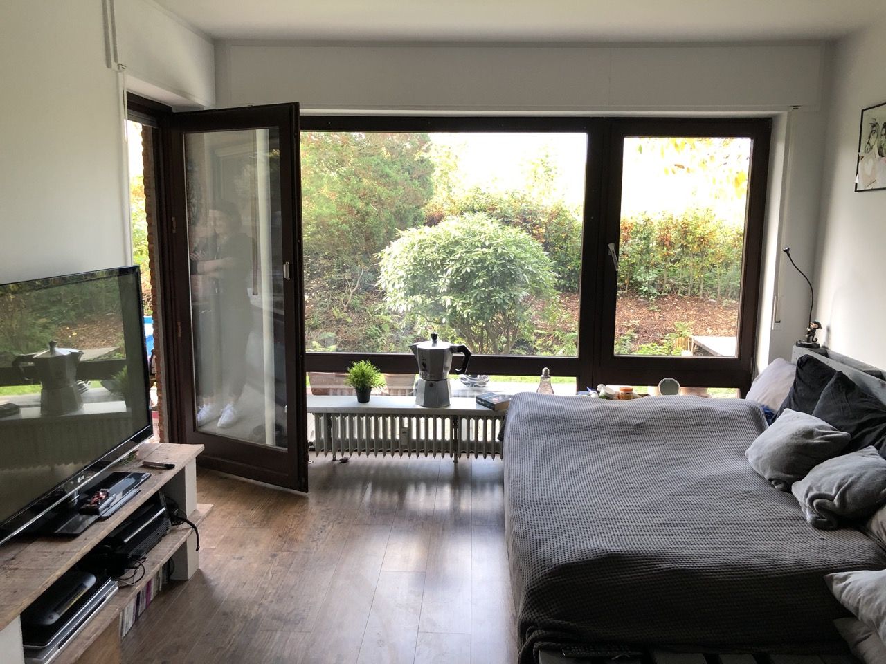 Schöne 2-Zi.-Souterrain-Wohnung mit Garten und Blick ins Grüne