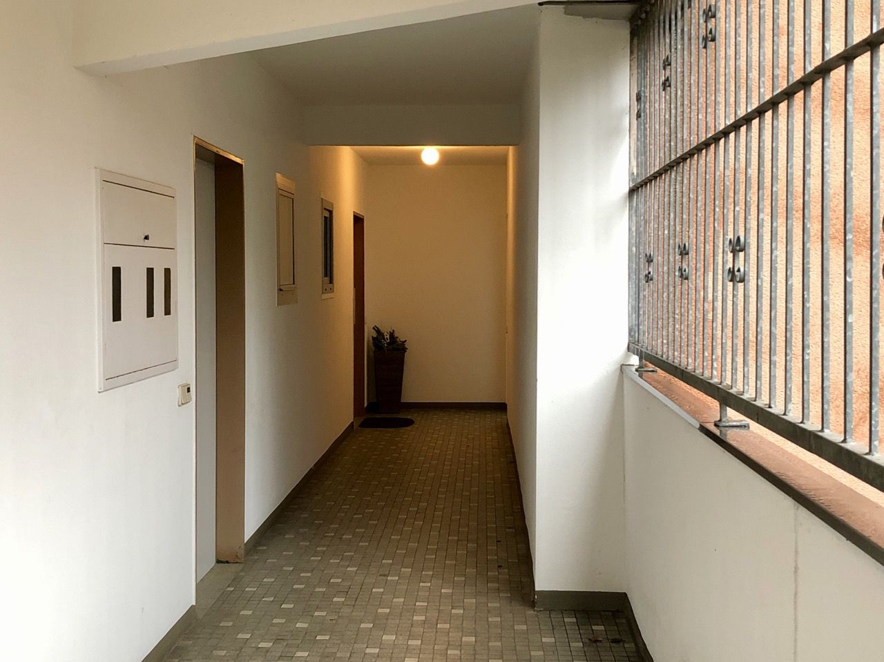 Kapitalanleger oder Selbstnutzer: Erdgeschoss-Wohnung für Ihre Ideen zur Gestaltung
