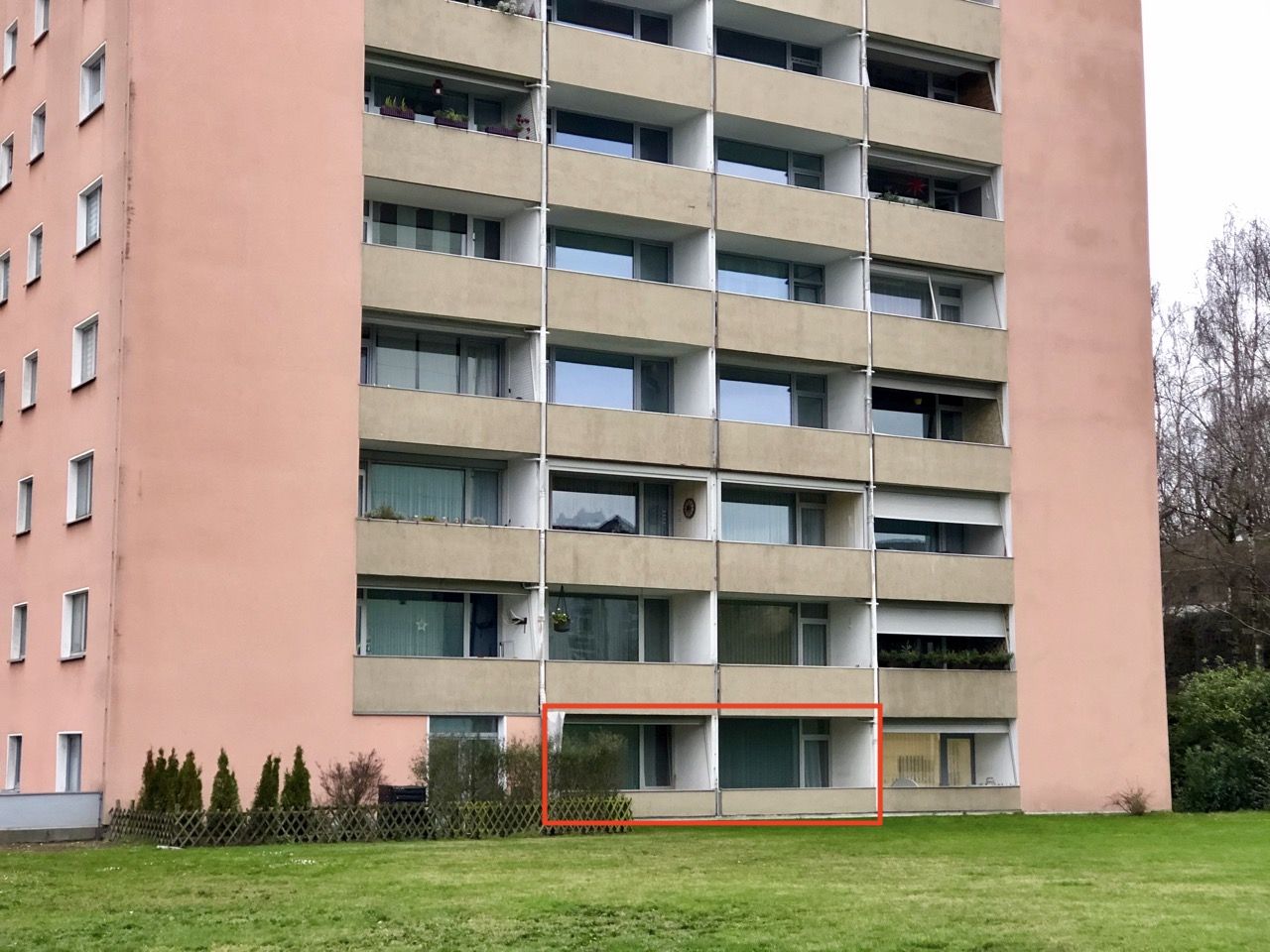 Kapitalanleger oder Selbstnutzer: Erdgeschoss-Wohnung für Ihre Ideen zur Gestaltung