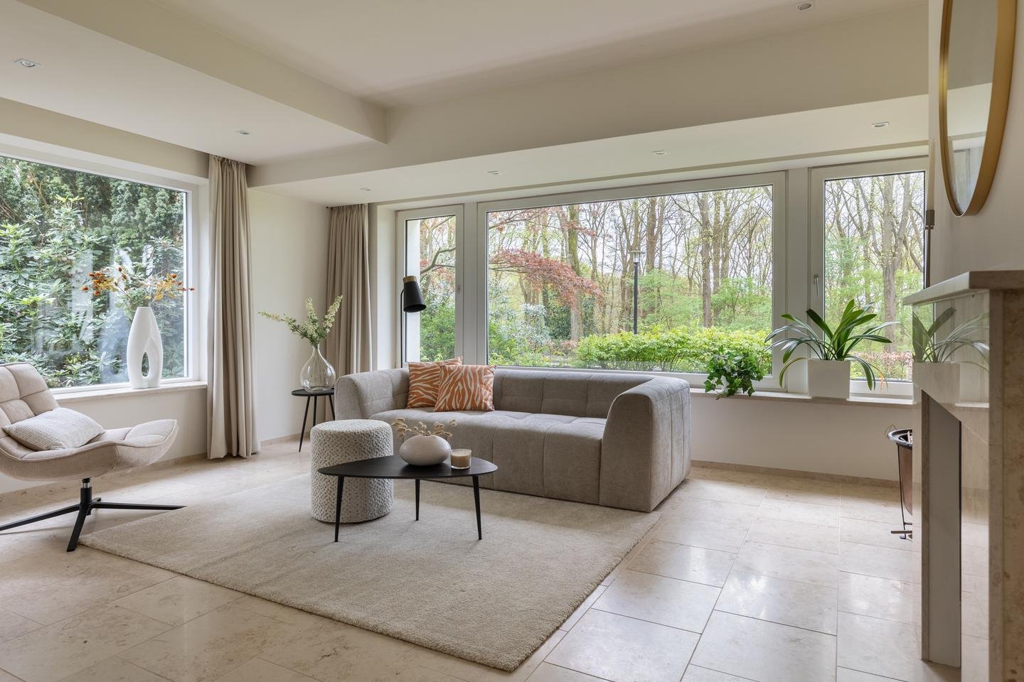 Teilansicht Wohnzimmer