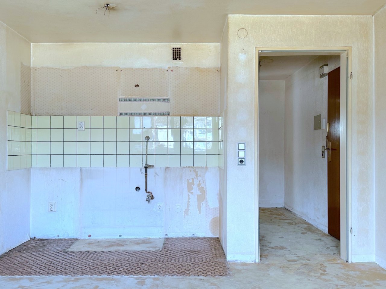 Küchenbereich im Wohnraum Küchenbereich im Wohnraum