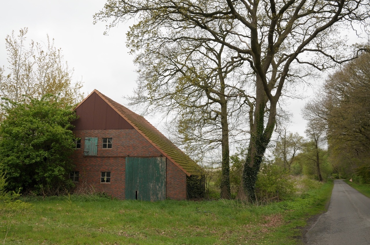 Hausansicht Giebel-Straße