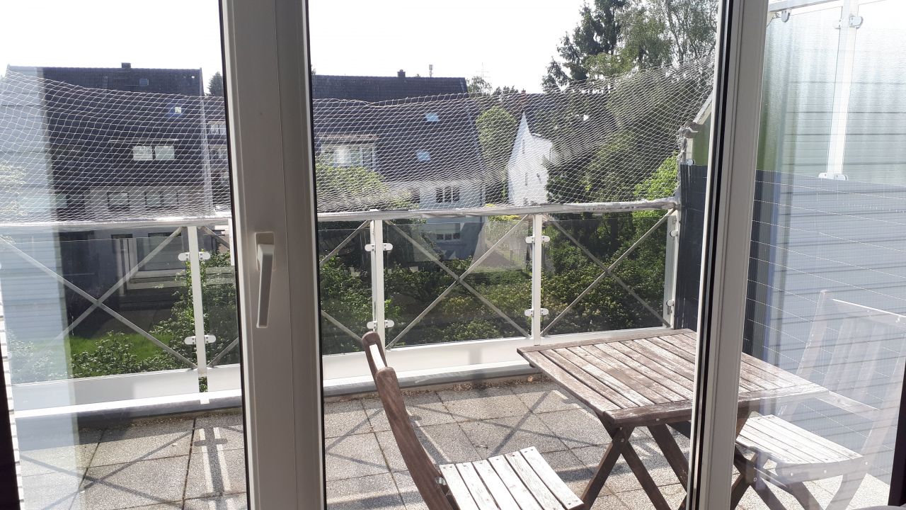 Balkon in Westlage Teilansicht